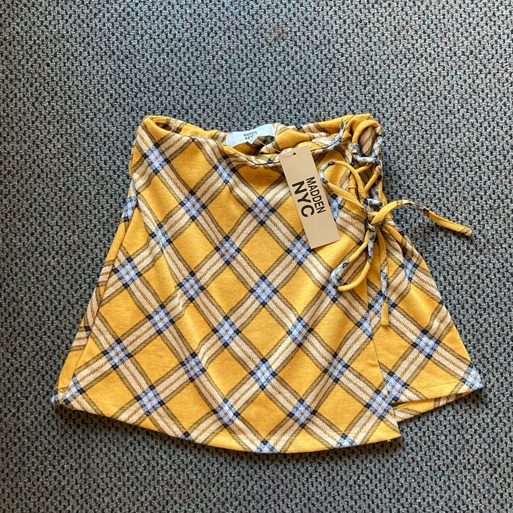 NWT Skirt